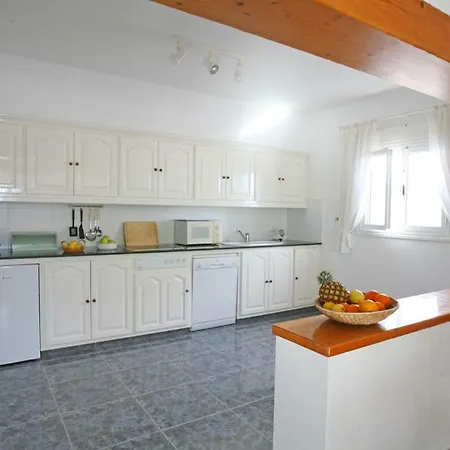 Casas Piedras * Тиас